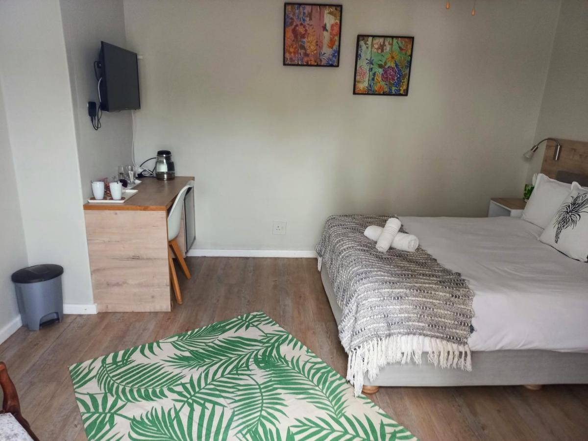 איסט לונדון Woodleigh Guest Lodge מראה חיצוני תמונה